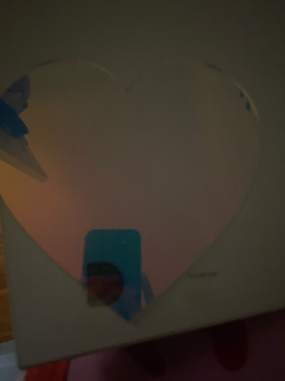 Kids Heart-Shaped Mirror - Pink